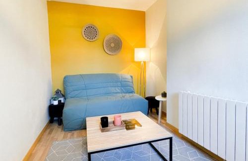 Luisant Apartment | L'olivier - Appartement avec terrasse