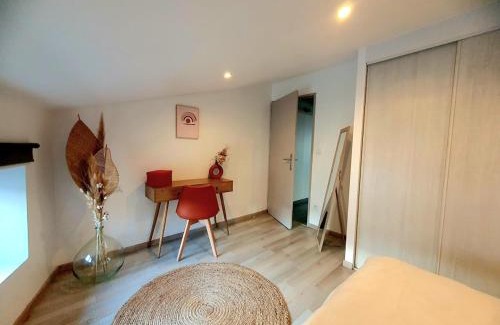 Roanne Apartment | L'Or du temps, appartement cosy