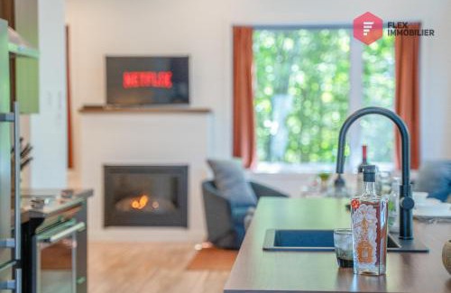 Pont-Rouge Ski Chalet | L'Orange-Méridien de Portneuf/Extra-Comfort, Hot tub and Pool