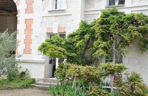 Brain-sur-Allonnes Apartment | L'Orangerie du Château - LE NID - GITE 2 Personnes