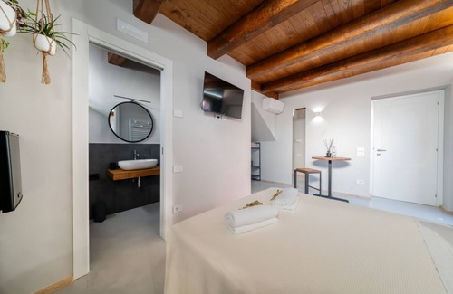 Casabianca di Fermo Bed & Breakfast | L’Organetto Luxury B&B - Petricore Comfort Room
