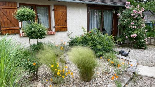Nouan-sur-Loire Bed & Breakfast | L'Orme Seul, Gîte