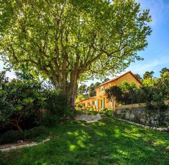 Villelaure House | L'Oustaou du Luberon et SPA