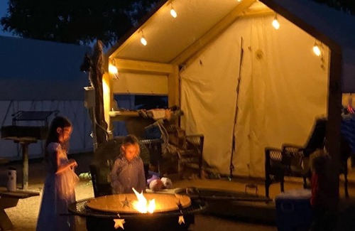 Sutherland Springs House | #L Son's Rio Cibolo - Glamping Cabin