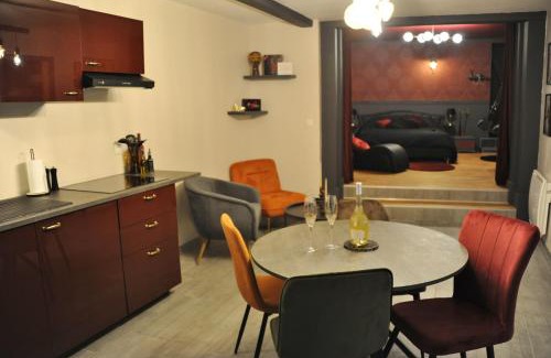 Chatel-Guyon Apartment | L'Un Des Sens