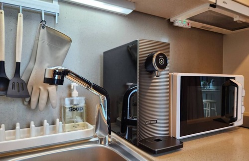 Haeundae Apartment | L30-8[NewlyBuilt/합법숙소][고층사이드오션뷰/핵심번화가/해변5분/지하철역3분]