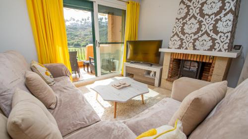 Castillo de Sabinillas Apartment | La Almadraba 222