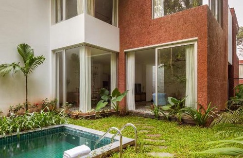 Siolim Villa | La Avila, 2 BHK Villas near Morjim Beach with Private Pool, Kitchen, Balcony &Security