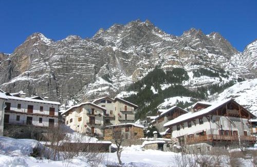 Pietraporzio House | La Barmo Affittacamere