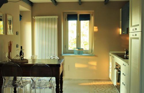 Monforte d'Alba Apartment | La Basiglia Apartment