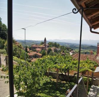 Monforte d'Alba Bed & Breakfast | La Basiglia B&B