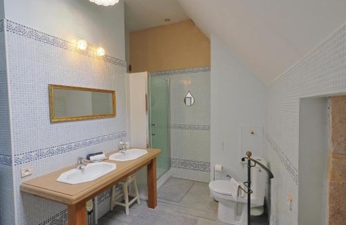 Boyer Bed & Breakfast | La Baudinière, Chambre "La Chélidoine",