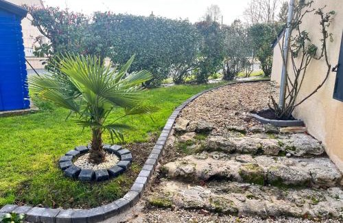 Artannes-sur-Indre House | La Baudiniere - Maison avec jardin