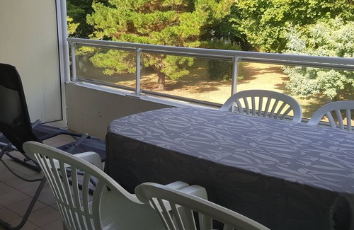 La Baule-Escoublac Apartment | La Baule Benedict sector type 2/3 on private park 400m from the beaches and shops