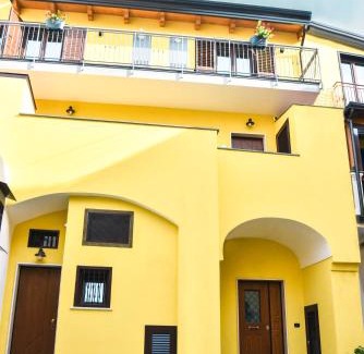Sant'Egidio del Monte Albino Apartment | La bella costiera home