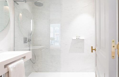 San Sebastian Centro Apartment | "La Bella Easo" new, ac, design, near La Concha