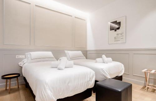 San Sebastian Centro Apartment | "La Bella Easo" new, ac, design, near La Concha