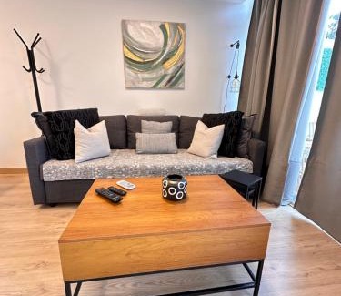 Rincon de la Victoria Apartment | La Bella escondida Piscina Campo de golf solarium y parking en centro historico