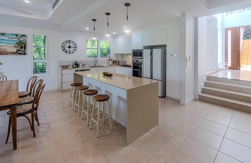 Hamilton Island Villa | La Bella Waters 6 - Hamilton Island.