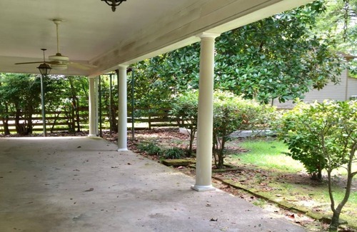 Jefferson Cottage | LA BELLE MAISON - Beautiful 1850 Historical home just across from Lions Park!