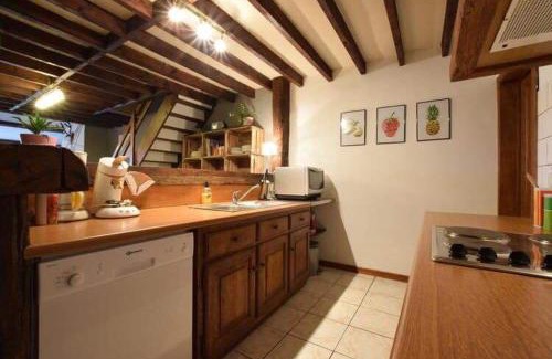 Roy House | La Belle Vue