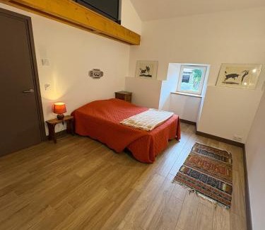Bains House | La Bergerie de Fay