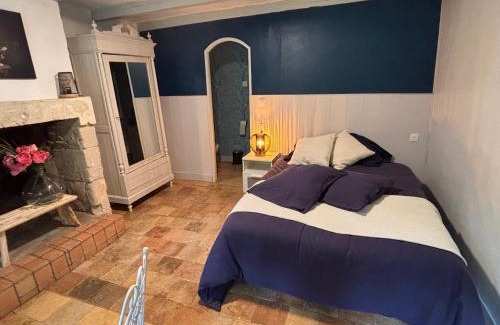 Nazelles-Negron Bed & Breakfast | La Bertiniere