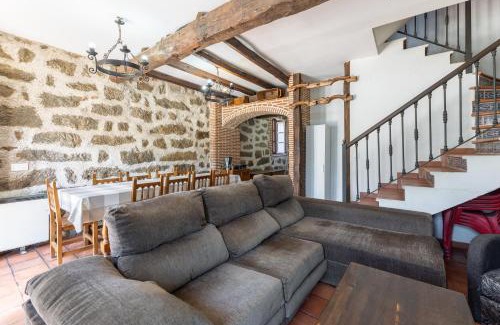 Navaluenga House | La Bodega de Gredos