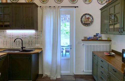 Tremezzo Apartment | La Bolvedrina - Lake Como Villa Apartments - Garden & First Floor