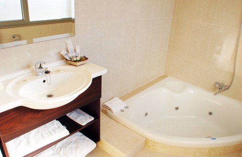 Periurbano - Rural Hotel | La Boroña