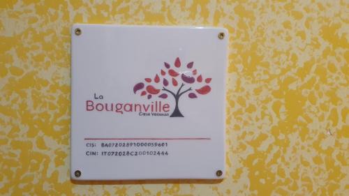 Mola di Bari Apartment | La Bouganville