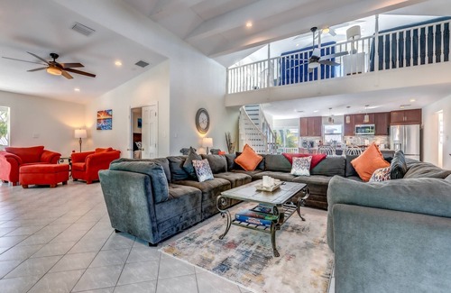 Little Torch Key House | La Brisa: Discover Paradise, Exquisite Canal Front Home on Little Torch Key, Dockage & Dog-Friendly!