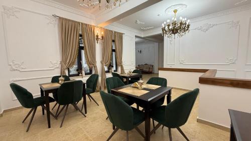 Pitesti Bed & Breakfast | La Bulevard