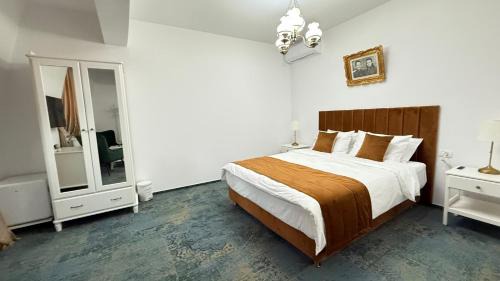Pitesti Bed & Breakfast | La Bulevard
