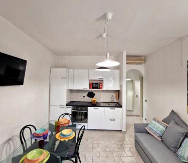 Poveromo Apartment | LA BUSSOLA HOME