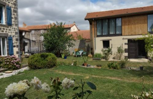 Genouillac House | La Cabane aux Hirondelles