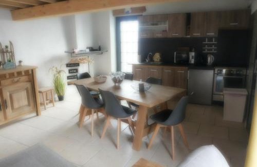 Flines-les-Mortagne House | La cabane du chasseur