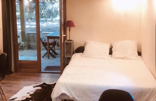 Mazamet Apartment | La Cabane