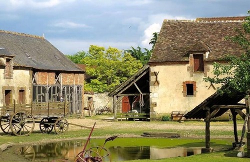 Saint-Fargeau Cabin | La Cabane - La Ferme du Château