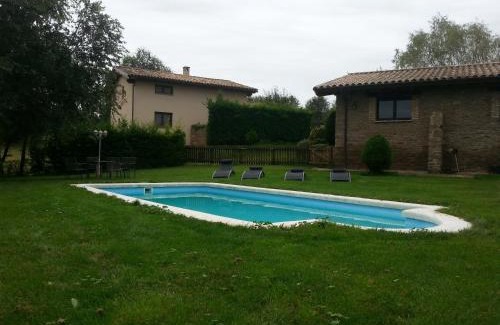 Sant Bartomeu del Grau House | La Cabanya del Permanyer