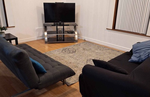Levis Apartment | La cache de la falaise: charming 3 and a half for rent in Lévis
