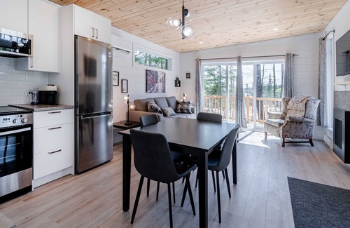 Adstock Ski Chalet | La Cachette Ski Adstockn
