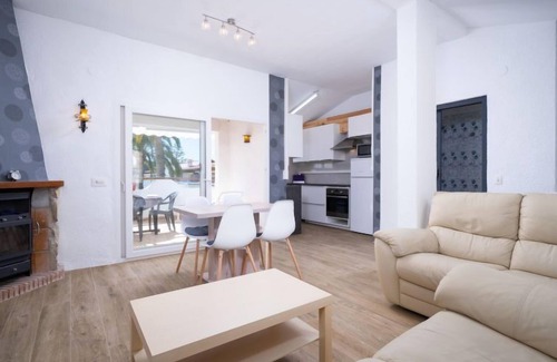 El Tesoro House | La Camarrocha by Interhome