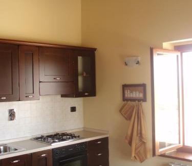 Loreto House | La Campagna Di Assignano