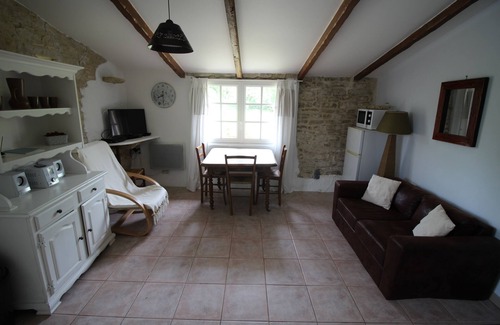 Puyravault Cottage | 'La Campagne' - Quaint stone cottage - Marais Poitevin