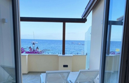 Positano City Centre House | La Caravella Positano Beach, Residence