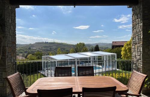 Montaldo Scarampi Apartment | La Casa Blu