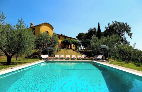 Serravalle Pistoiese House | LA CASA COLONICA FARMHOUSE