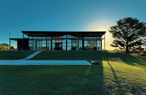 Carmelo House | La Casa de Cristal by Puerto Dijama