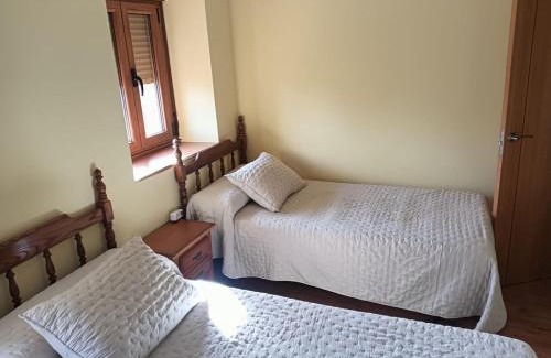 Berlanga del Bierzo House | La casa de la valla azul (San Miguel de Langre)